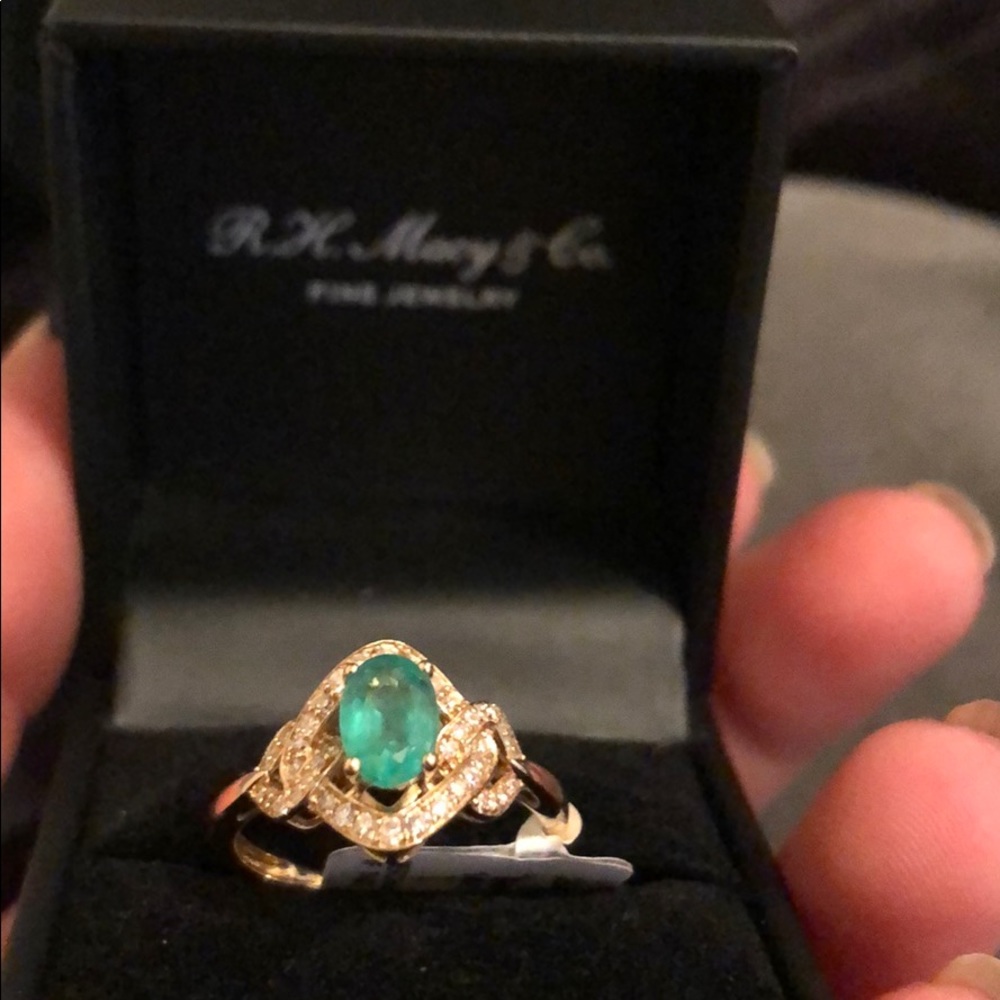 Emerald & Diamond Ring in Gold Setting Last offer
